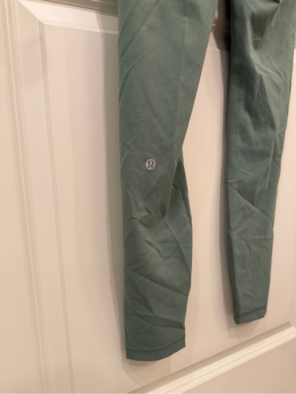 lululemon athletica Sage Green High-Rise Leggings - Picture 3 of 6